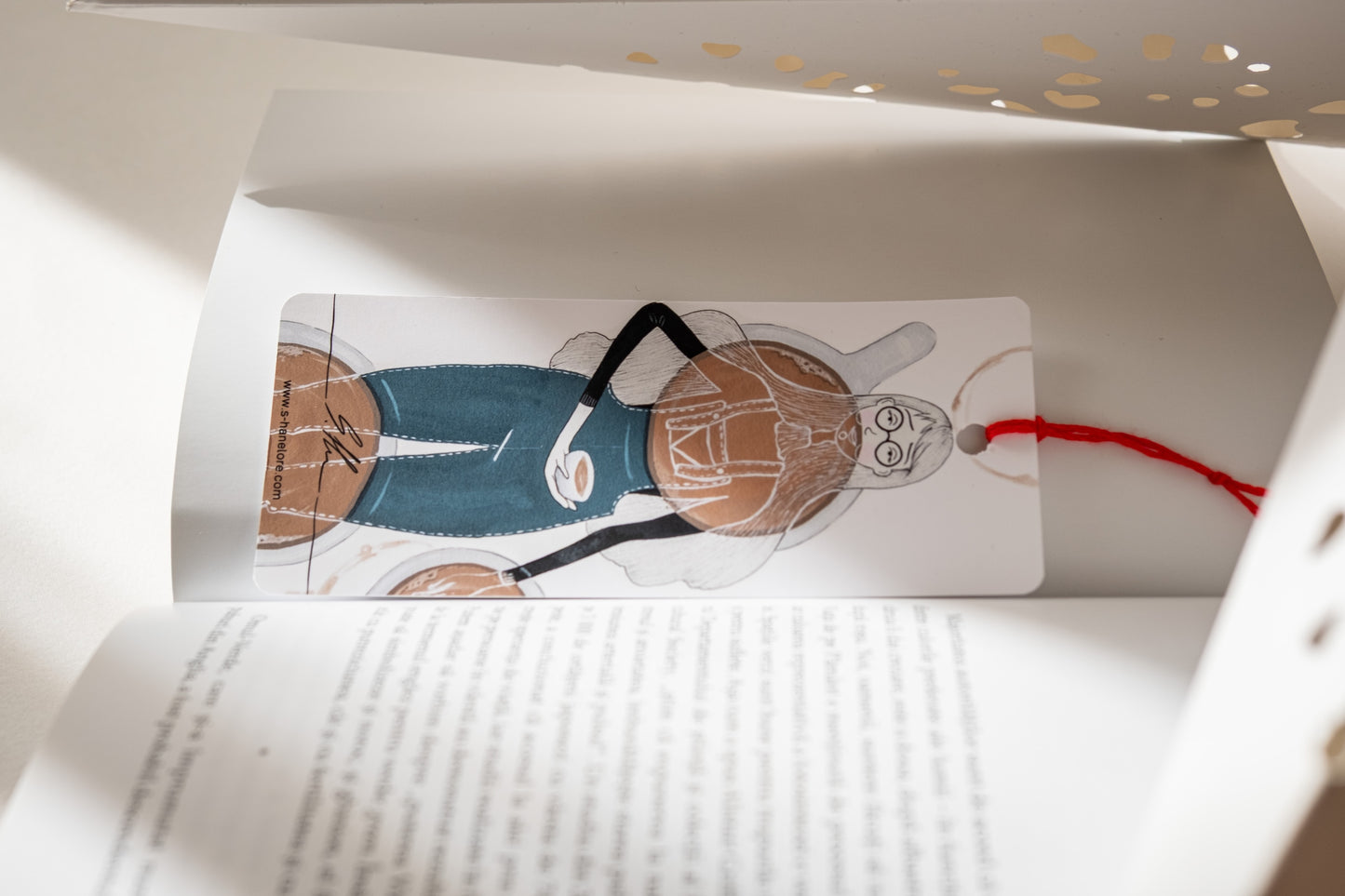 Semn de carte ”Pauză de cafea - Ea”